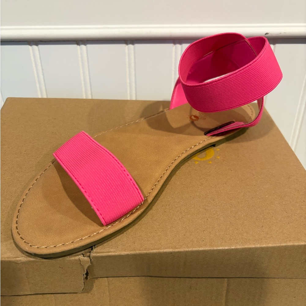 Sunny Feet Tiara Neon Pink Sandals